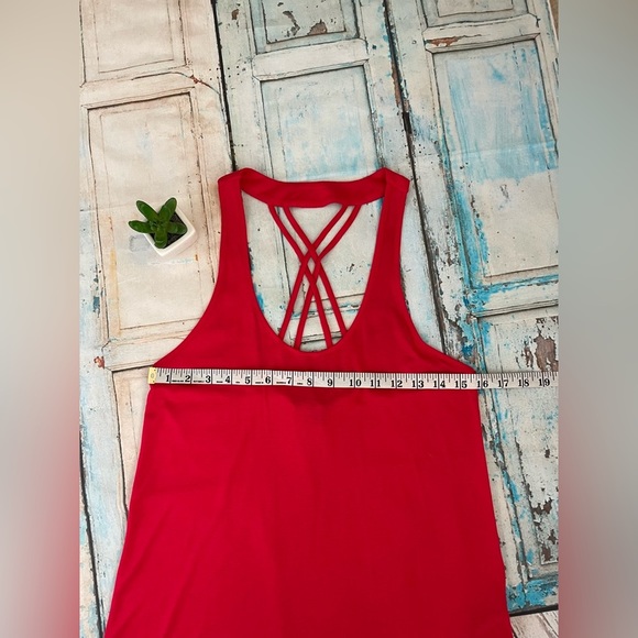Red racer tank top - Picture 2 of 4